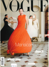 Vogue ITA1{IMAGE}